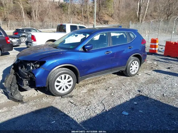 JN8AT2MV1HW012877 2017 NISSAN ROGUE - Image 2