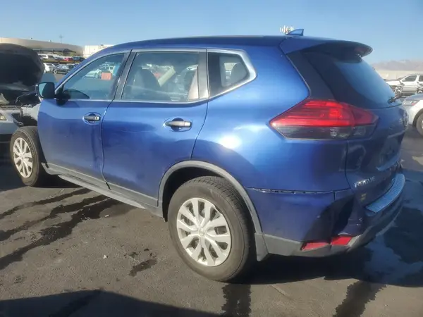 JN8AT2MV1HW014581 2017 NISSAN ROGUE - Image 2