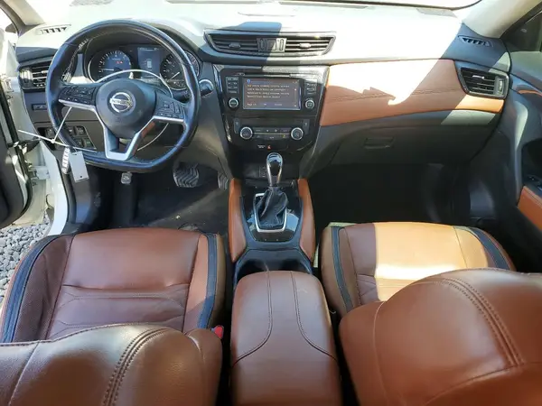 JN8AT2MV1HW016623 2017 NISSAN ROGUE - Image 8