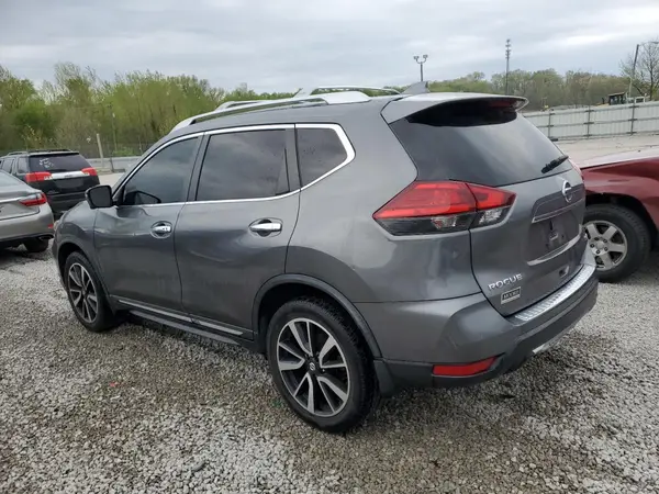 JN8AT2MV1HW017111 2017 NISSAN ROGUE - Image 2