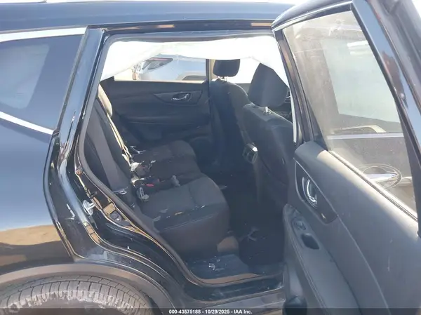 JN8AT2MV1HW018386 2017 NISSAN ROGUE - Image 8
