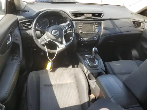JN8AT2MV1HW019781 2017 NISSAN ROGUE - Image 8