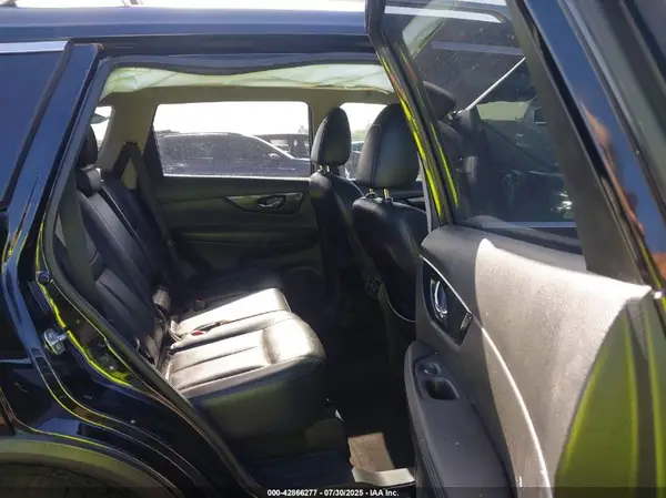 JN8AT2MV1HW020977 2017 NISSAN ROGUE - Image 8