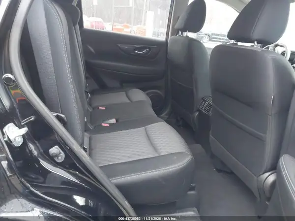JN8AT2MV1HW021238 2017 NISSAN ROGUE - Image 8
