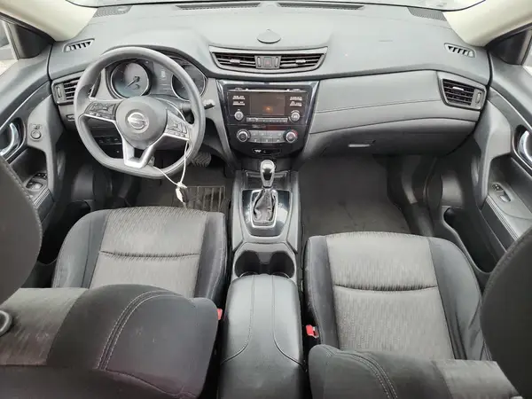 JN8AT2MV1HW021661 2017 NISSAN ROGUE - Image 8