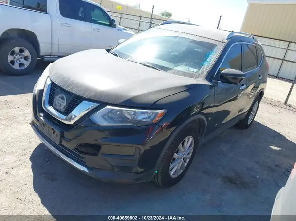 JN8AT2MV1HW024706 2017 NISSAN ROGUE - Image 2