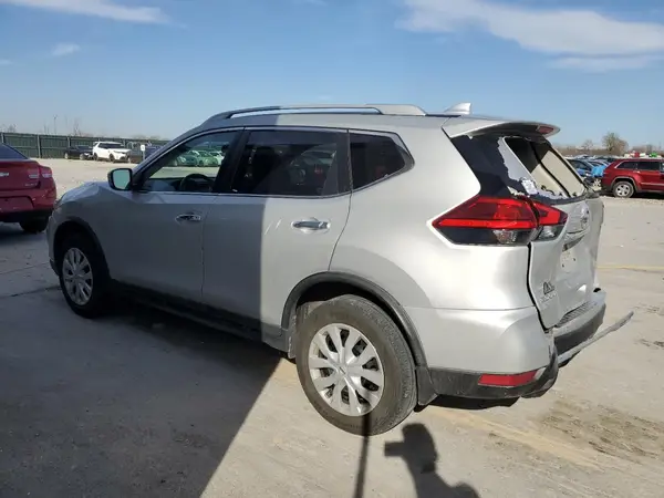 JN8AT2MV1HW025564 2017 NISSAN ROGUE - Image 2
