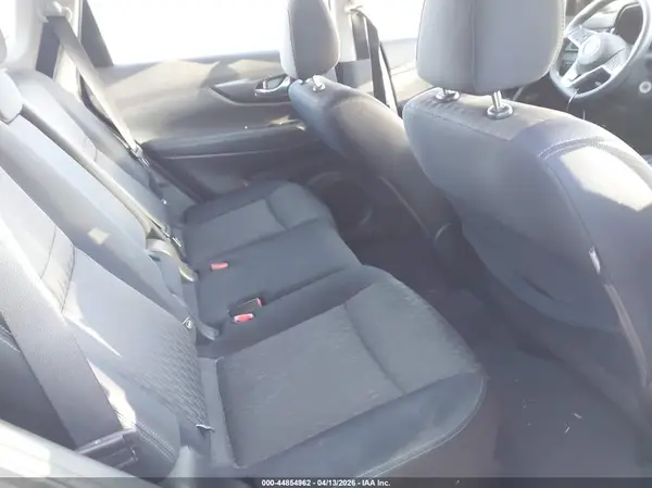 JN8AT2MV1HW026794 2017 NISSAN ROGUE - Image 8