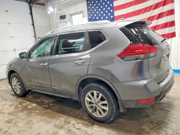 JN8AT2MV1HW026844 2017 NISSAN ROGUE - Image 2