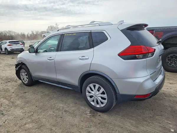 JN8AT2MV1HW027055 2017 NISSAN ROGUE - Image 2