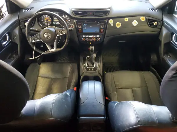 JN8AT2MV1HW028156 2017 NISSAN ROGUE - Image 8