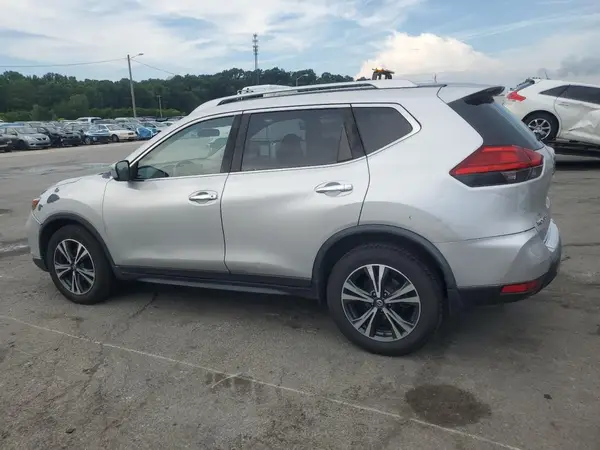 JN8AT2MV1HW253502 2017 NISSAN ROGUE - Image 2
