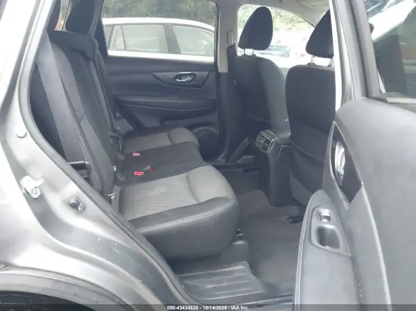 JN8AT2MV1HW253712 2017 NISSAN ROGUE - Image 8