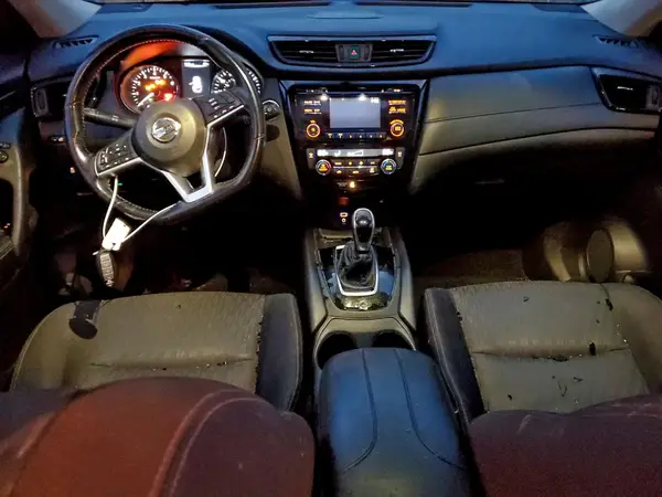 JN8AT2MV1HW255962 2017 NISSAN ROGUE - Image 8
