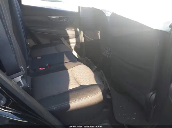 JN8AT2MV1HW256559 2017 NISSAN ROGUE - Image 8