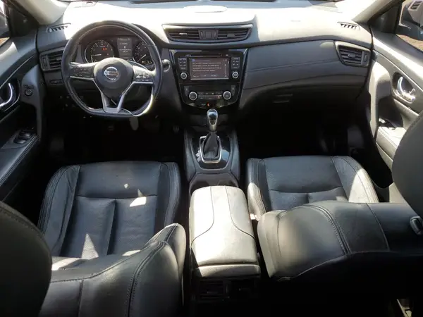 JN8AT2MV1HW257873 2017 NISSAN ROGUE - Image 8