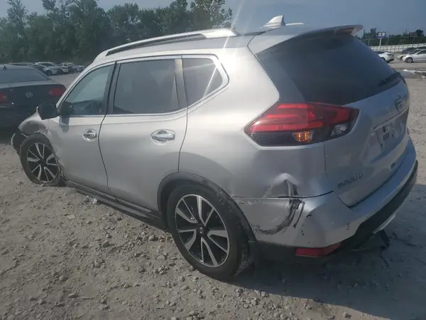 JN8AT2MV1HW258411 2017 NISSAN ROGUE - Image 2