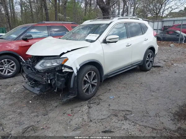JN8AT2MV1HW258571 2017 NISSAN ROGUE - Image 2