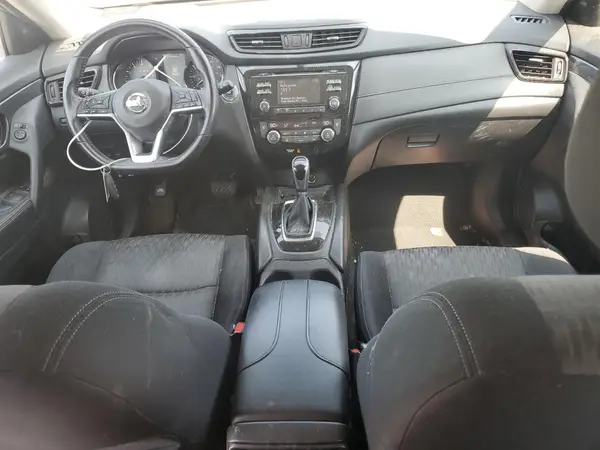 JN8AT2MV1HW258974 2017 NISSAN ROGUE - Image 8