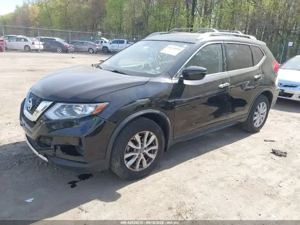 JN8AT2MV1HW264810 2017 NISSAN ROGUE - Image 2
