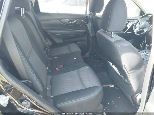 JN8AT2MV1HW264810 2017 NISSAN ROGUE - Image 8