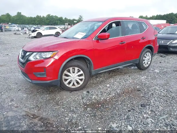 JN8AT2MV1HW268288 2017 NISSAN ROGUE - Image 2