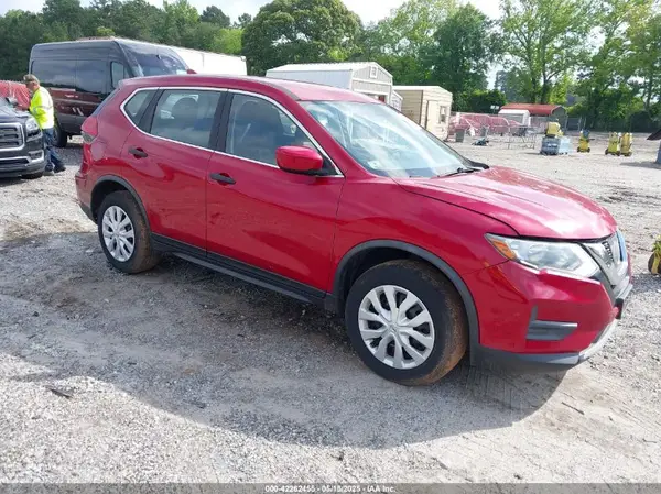 JN8AT2MV1HW269005 2017 NISSAN ROGUE - Image 1