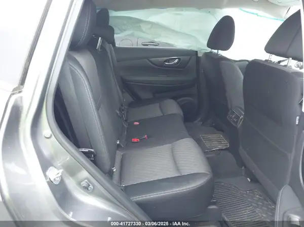JN8AT2MV1HW277704 2017 NISSAN ROGUE - Image 8