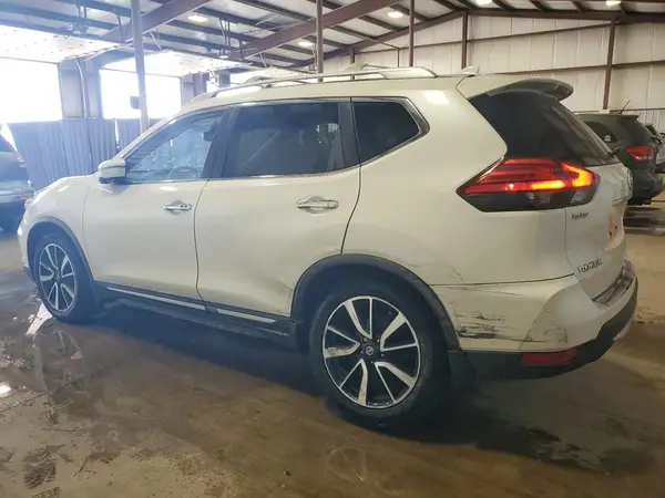 JN8AT2MV1HW279517 2017 NISSAN ROGUE - Image 2
