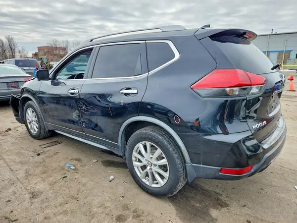 JN8AT2MV1HW279713 2017 NISSAN ROGUE - Image 2