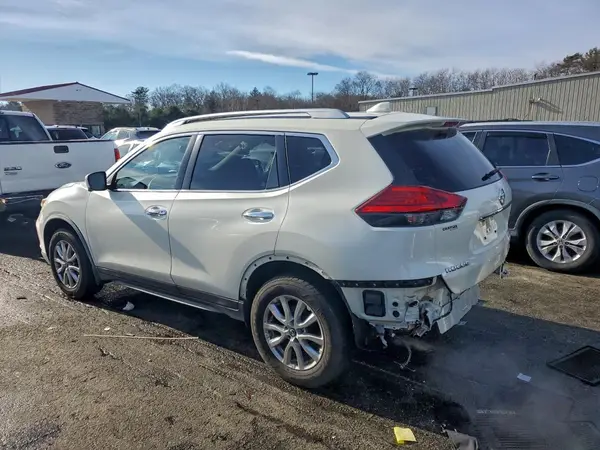 JN8AT2MV1HW280439 2017 NISSAN ROGUE - Image 2