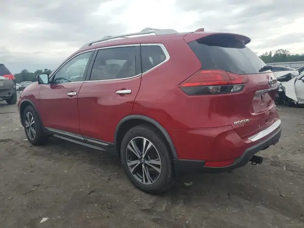 JN8AT2MV1HW285804 2017 NISSAN ROGUE - Image 2