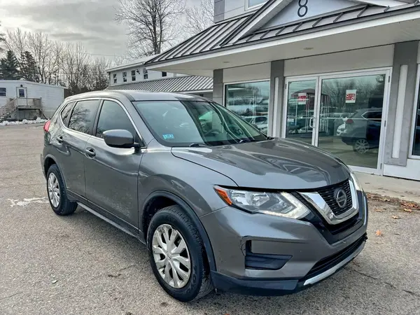 JN8AT2MV1JW300405 2018 NISSAN ROGUE - Image 1