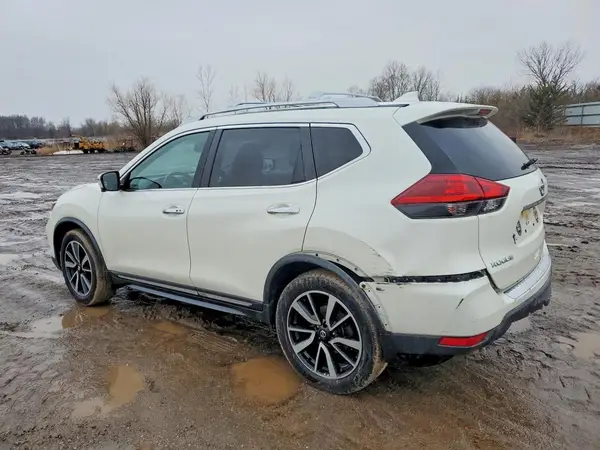 JN8AT2MV1JW306916 2018 NISSAN ROGUE - Image 2