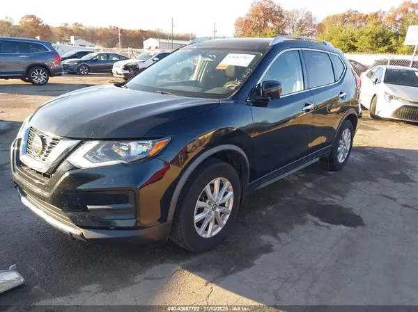 JN8AT2MV1JW307273 2018 NISSAN ROGUE - Image 2