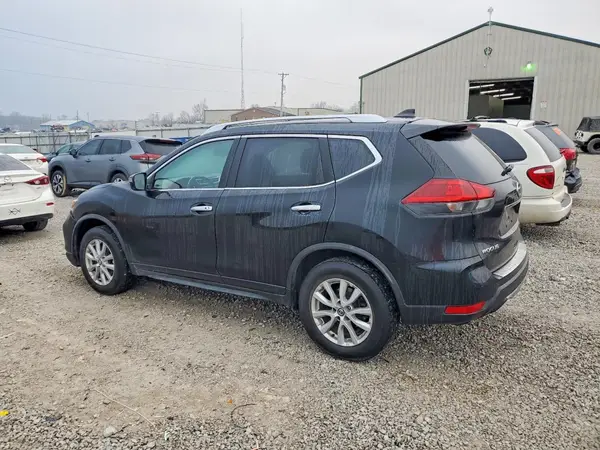 JN8AT2MV1JW307578 2018 NISSAN ROGUE - Image 2