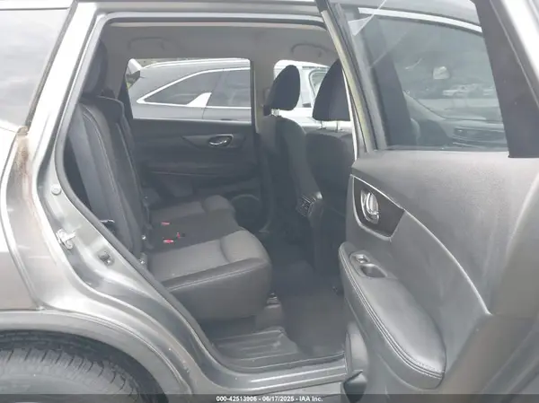 JN8AT2MV1JW308195 2018 NISSAN ROGUE - Image 8