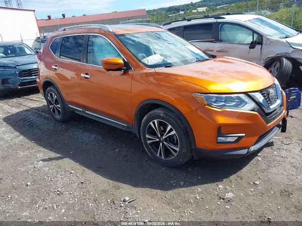 JN8AT2MV1JW308567 2018 NISSAN ROGUE - Image 1