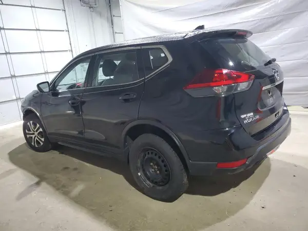 JN8AT2MV1JW310299 2018 NISSAN ROGUE - Image 2