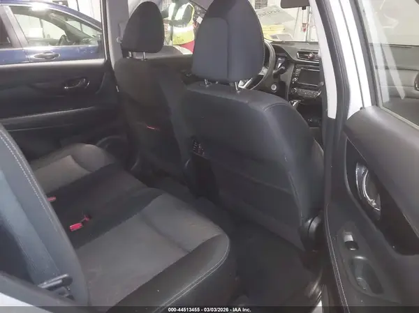 JN8AT2MV1JW313154 2018 NISSAN ROGUE - Image 8