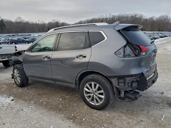 JN8AT2MV1JW313302 2018 NISSAN ROGUE - Image 2