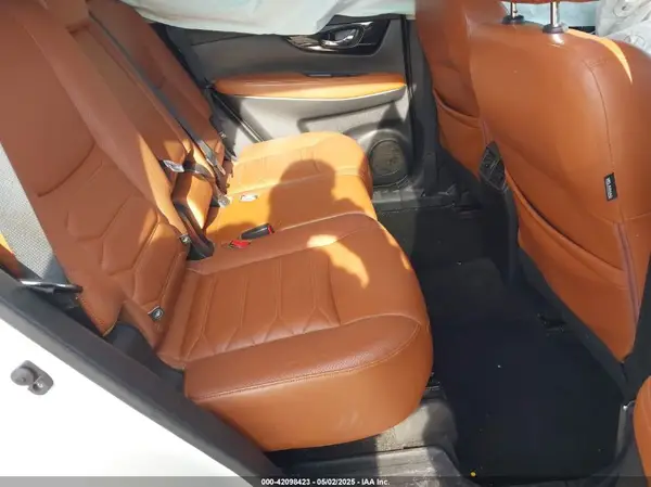 JN8AT2MV1JW314322 2018 NISSAN ROGUE - Image 8
