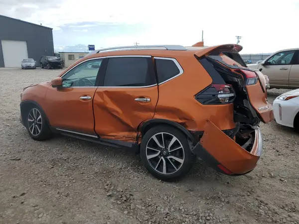 JN8AT2MV1JW315261 2018 NISSAN ROGUE - Image 2