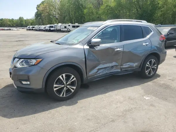 JN8AT2MV1JW31598 2018 NISSAN ROGUE - Image 1