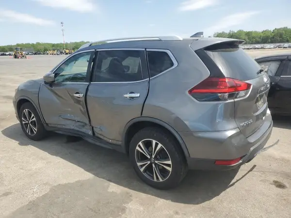 JN8AT2MV1JW31598 2018 NISSAN ROGUE - Image 2