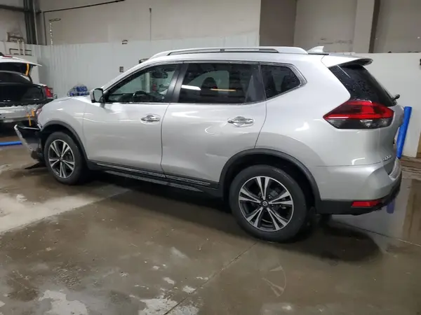JN8AT2MV1JW316104 2018 NISSAN ROGUE - Image 2
