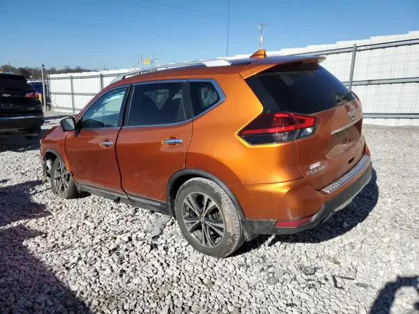 JN8AT2MV1JW316345 2018 NISSAN ROGUE - Image 2