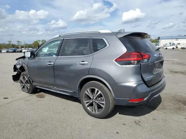 JN8AT2MV1JW316555 2018 NISSAN ROGUE - Image 2