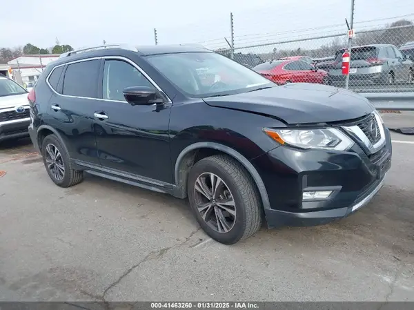 JN8AT2MV1JW317821 2018 NISSAN ROGUE - Image 1