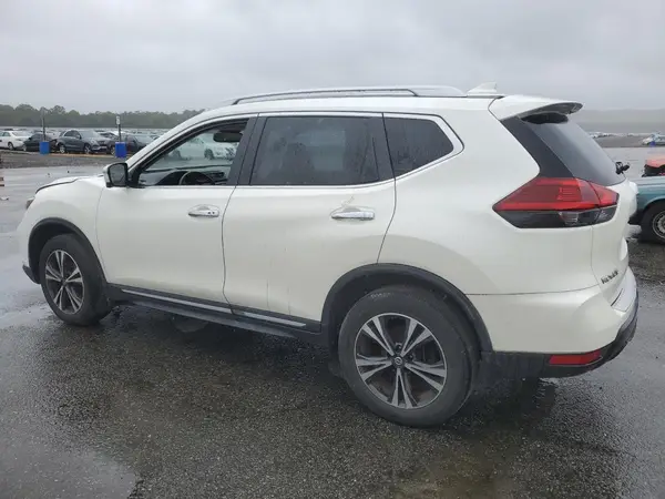 JN8AT2MV1JW320136 2018 NISSAN ROGUE - Image 2